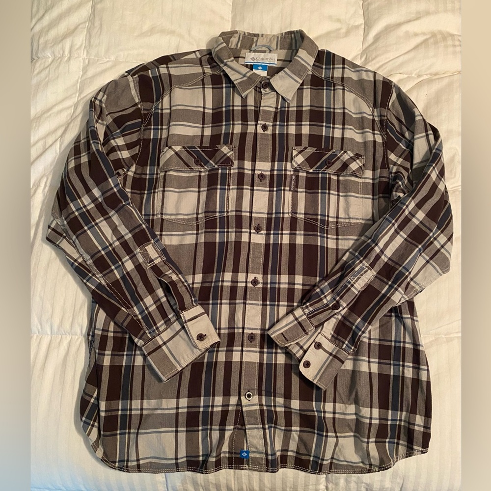 Men’s Columbia Flannel Button Down
